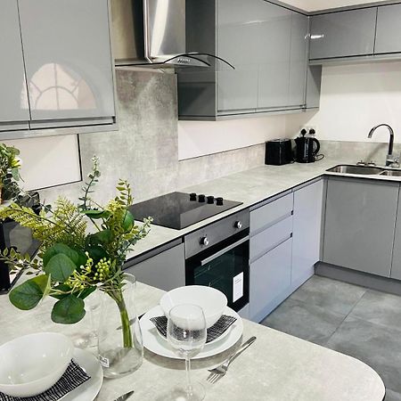 Modern Flat With Free Parking Close To Birmingham Centre Buitenkant foto