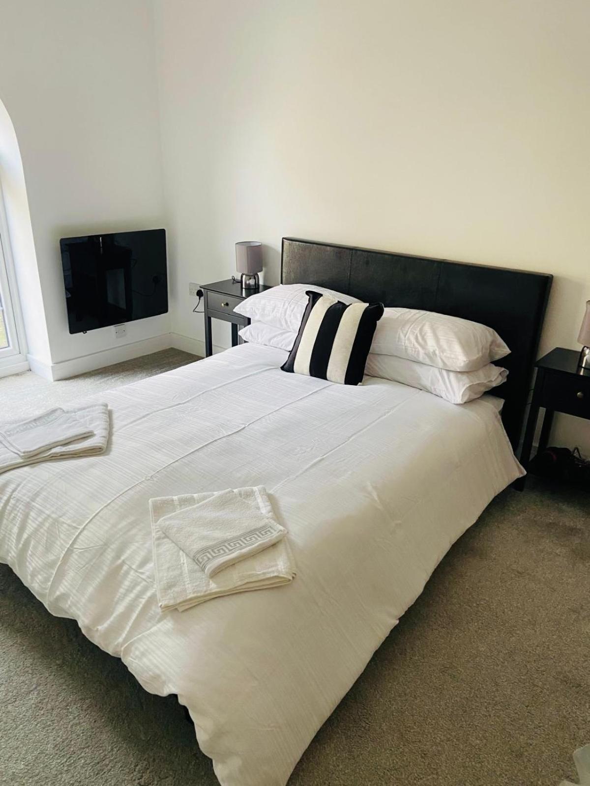 Modern Flat With Free Parking Close To Birmingham Centre Buitenkant foto