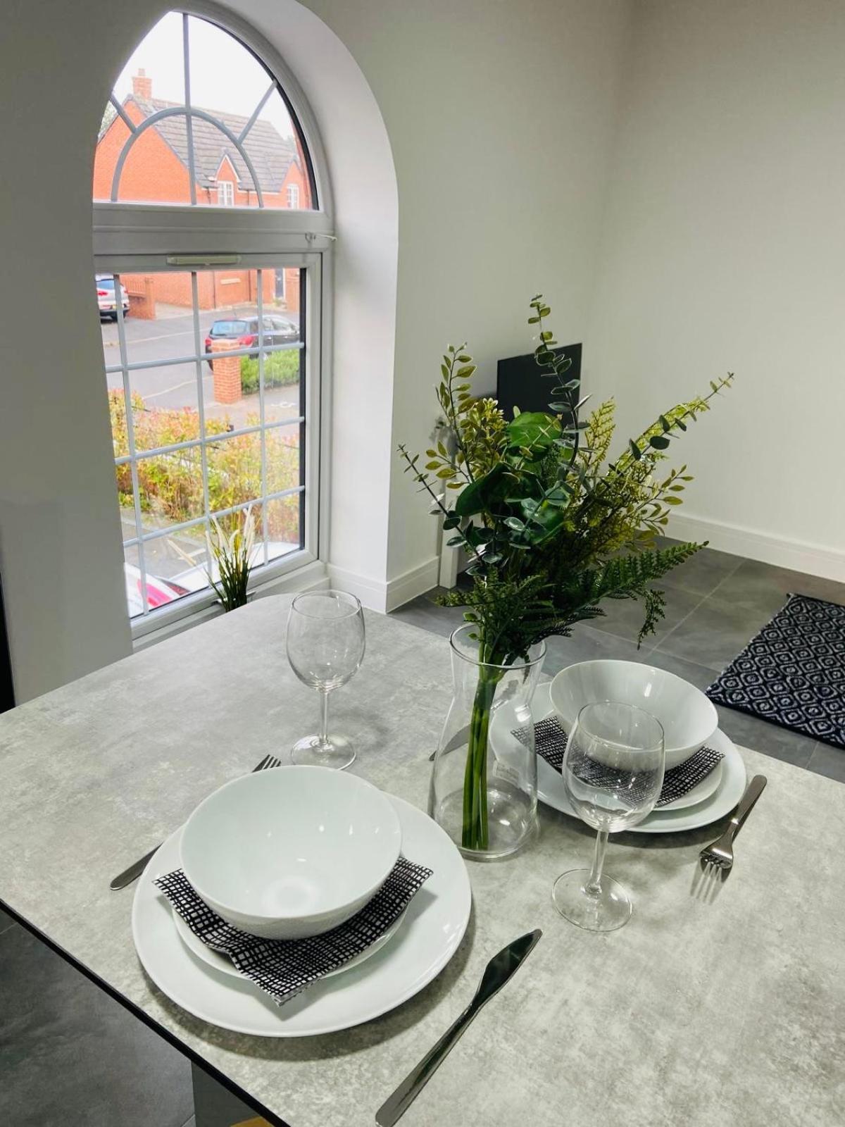 Modern Flat With Free Parking Close To Birmingham Centre Buitenkant foto
