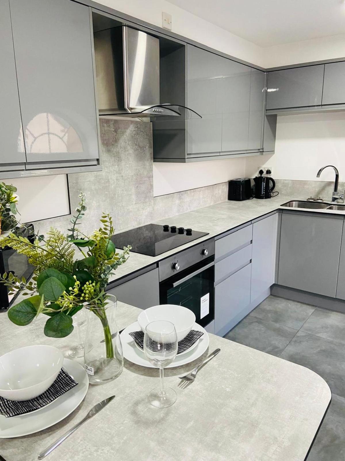 Modern Flat With Free Parking Close To Birmingham Centre Buitenkant foto